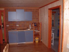 Bungalow 1a Wohnraum/Küchenzeile